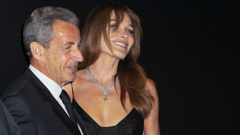 «La respuesta es el amor»: Carla Bruni sale en defensa de Nicolas Sarkozy