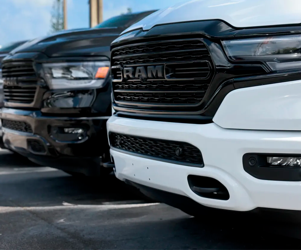 Stellantis planea trasladar producción de Ram y Jeep a EE.UU. por efecto Trump.