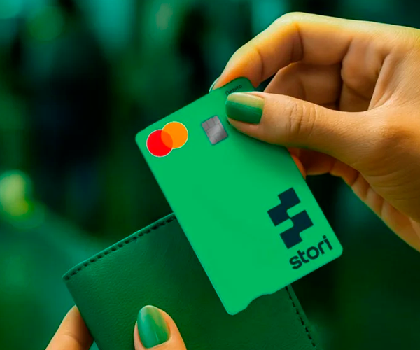 Depósitos en Stori se disparan 45% pese a recortes de tasas del BdM.