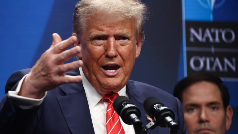 Trump duda del apoyo de la OTAN a EE.UU.