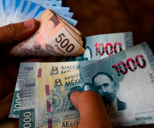 Crédito al consumo crece 7.9% anual y alcanza billón 875 mil mdp en diciembre 2025.