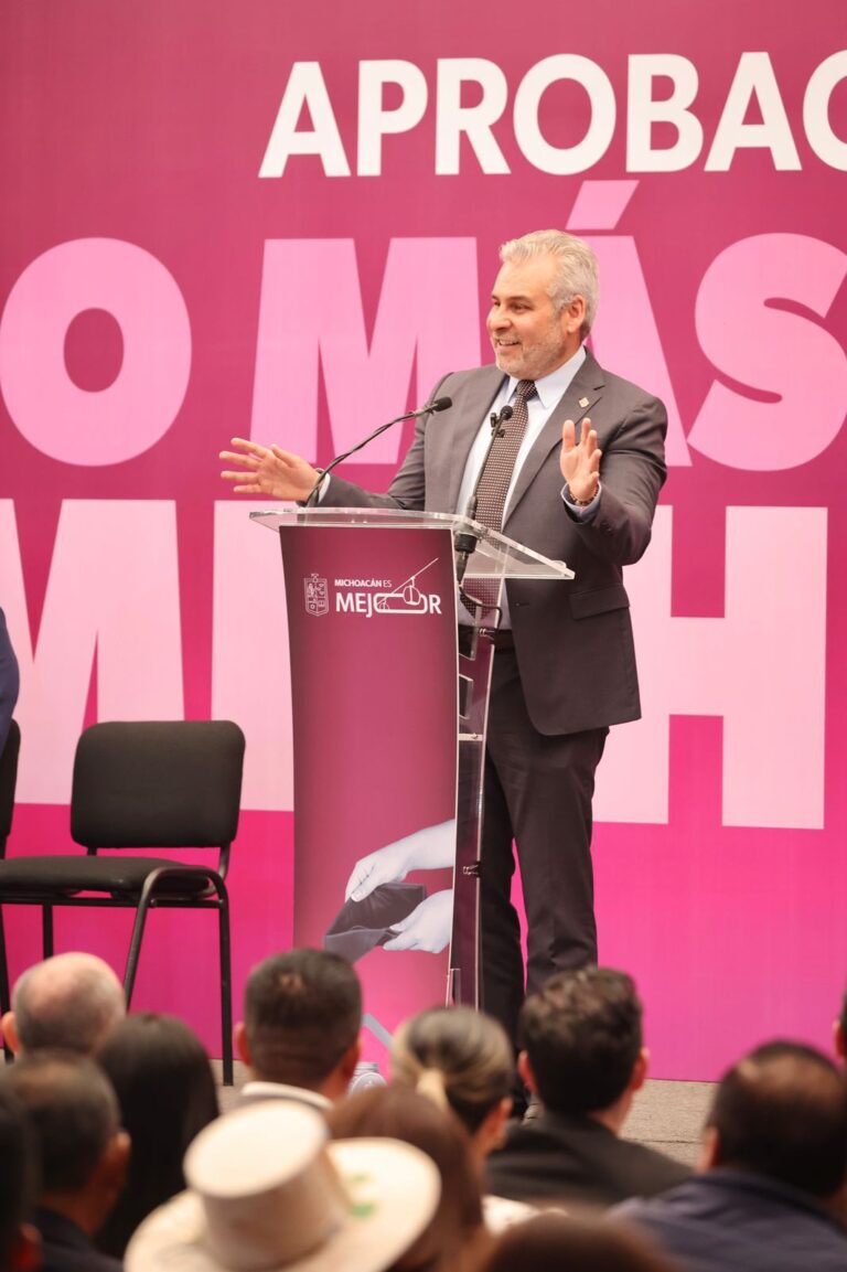 Con 40 mil mdp en obras demostramos que se puede invertir sin generar deuda: Bedolla