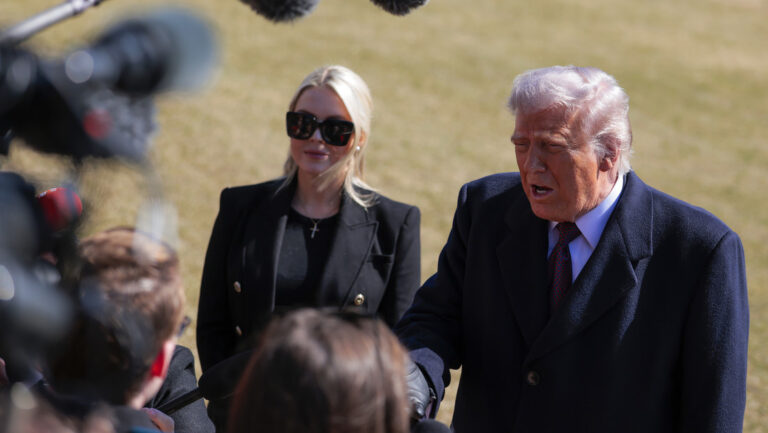 Trump muestra decepción con el premier británico Starmer