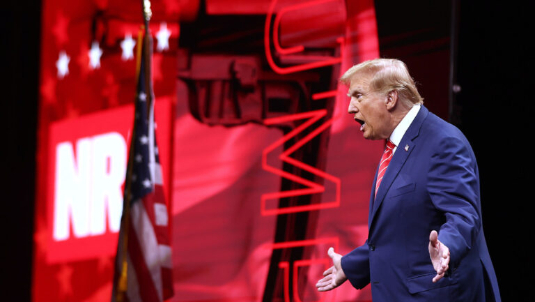Trump rompe récord histórico de ataques militares