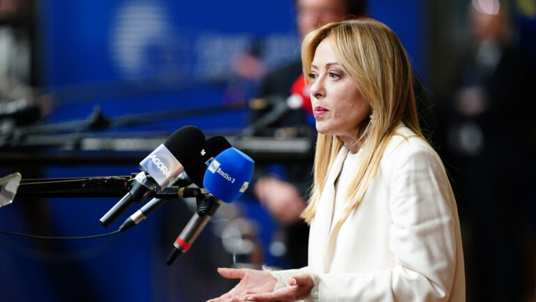 Meloni propone reactivar el Druzhba para aliviar la crisis energética europea