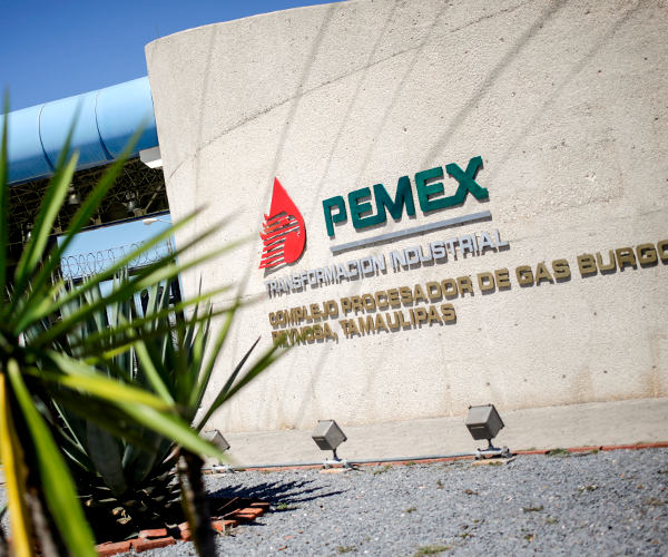 Mezcla Mexicana supera los 70 dólares por barril tras ataques de EU e Israel a Irán.