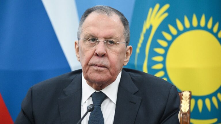 Lavrov tacha de “idiotas” las exigencias de la UE