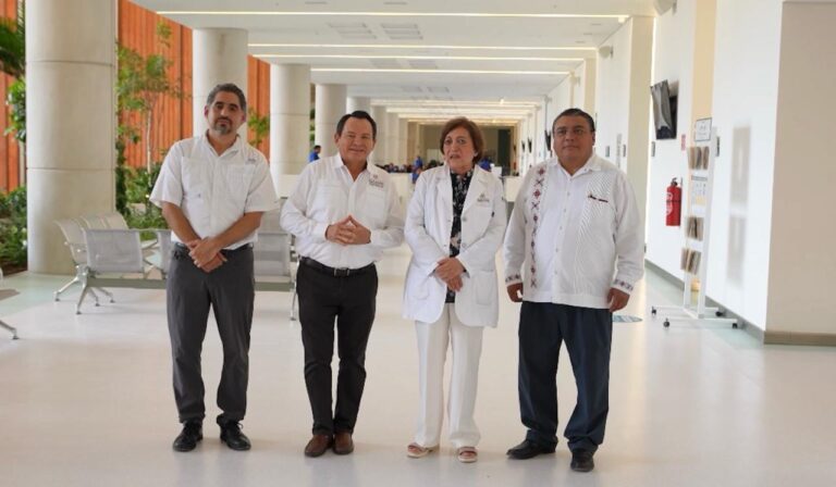 Supervisa Joaquín Díaz Mena operación del nuevo Hospital O’Horán en Yucatán