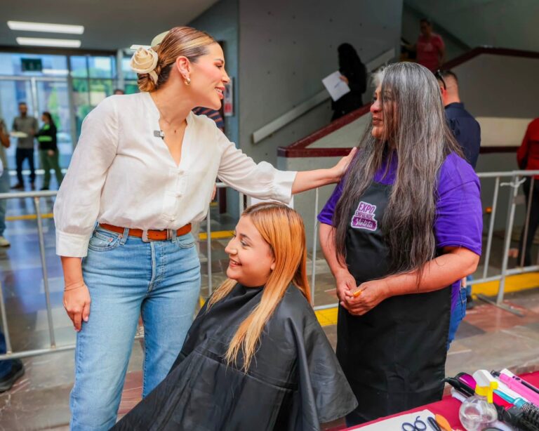 Marina del Pilar impulsa emprendimiento femenino en BC