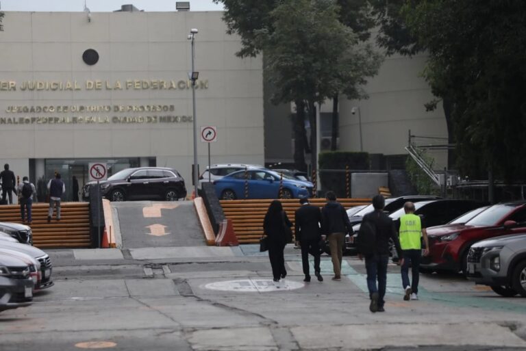 Aplazan audiencia de Gilda Susana Lozoya tras detención en AICM
