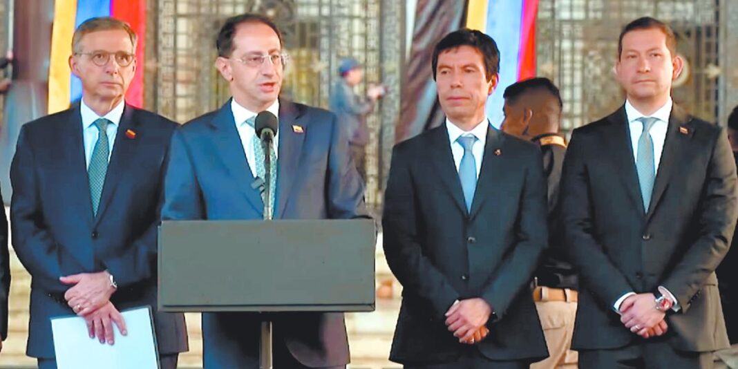 30/10, 00:06:24, 1.png