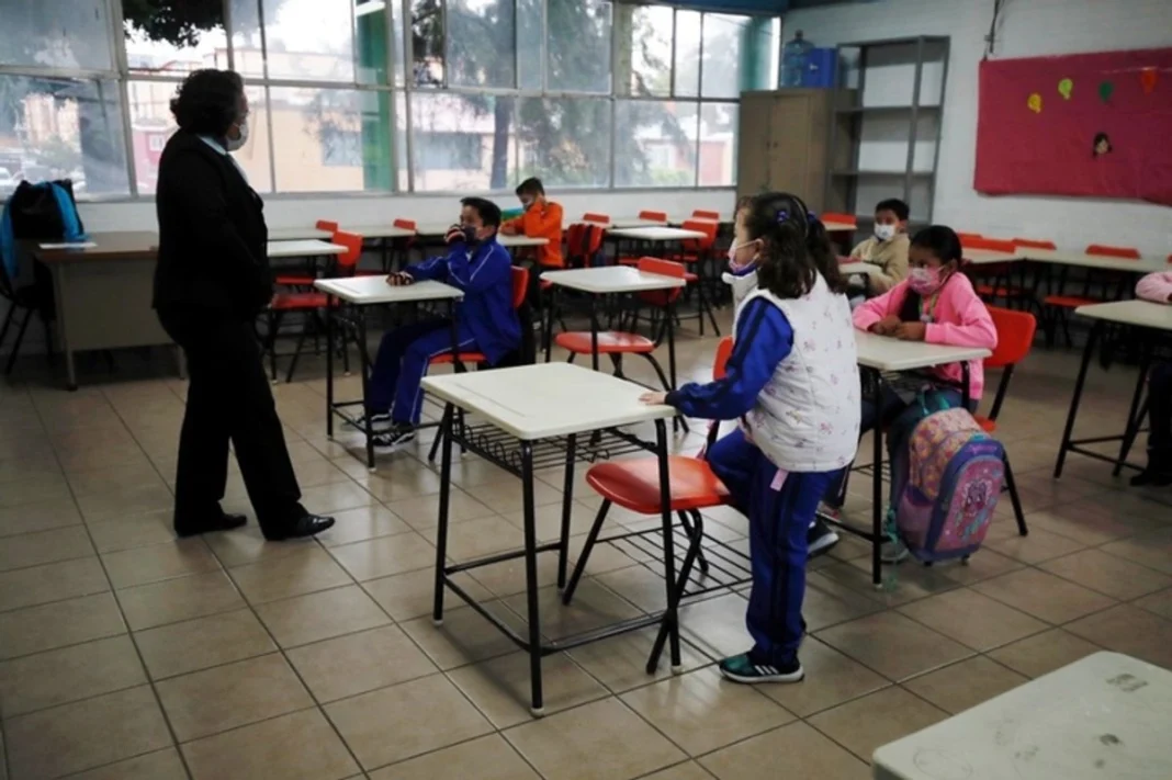 snte-y-sspc-alistan-campana-para-promover-escuelas-seguras-y-prevenir-bullying_f859b644-3eda-476e-b2c6-43fb02b2dc31_medialjnimgndimage=fullsize