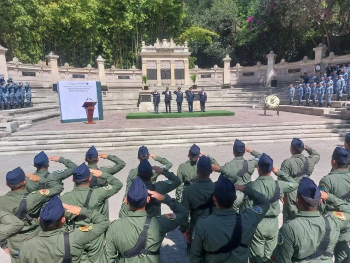 defensa-reitera-su-voluntad-de-proteger-la-soberania-en-ceremonia-luctuosa-del-escuadron-201_f85d2d0d-af22-4833-8429-84545625cb11_medialjnimgndimage=fullsize